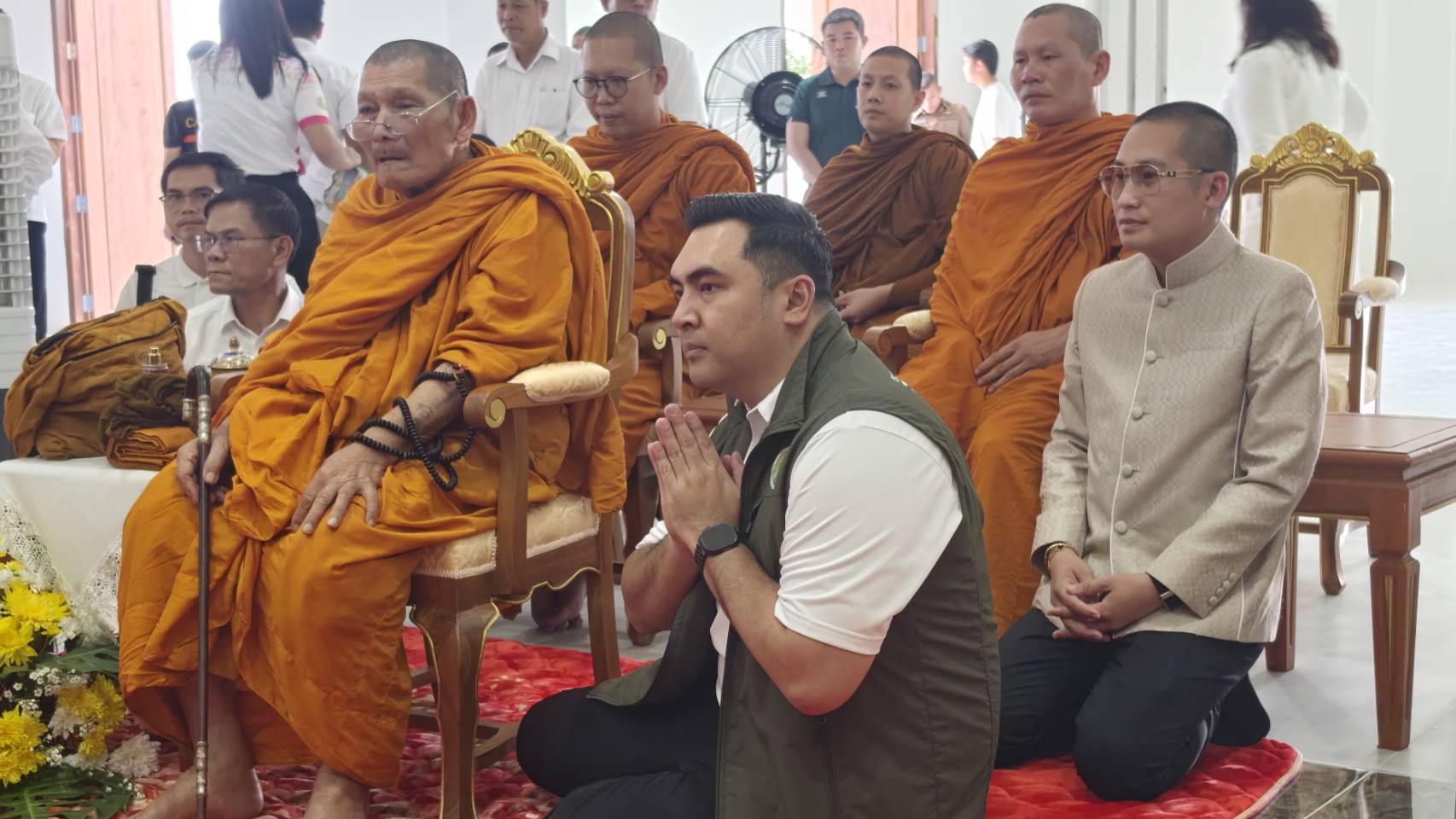 title - รองเลขาธิการ ส.ป.ก. ร่วมคณะ รมช.เกษตรฯ ทำบุญงานพืชสวนโลก พร้อมลงพื้นที่ตรวจเยี่ยม ส.ป.ก.อุดรธานี